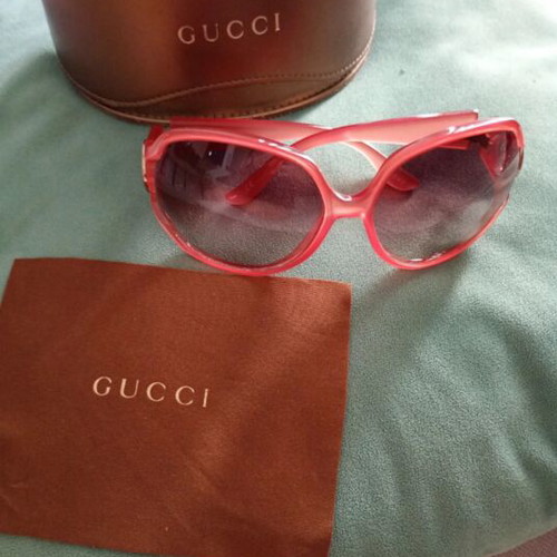 Gucci women's sunglasses GG 3061/S used, red coral butterfly frame