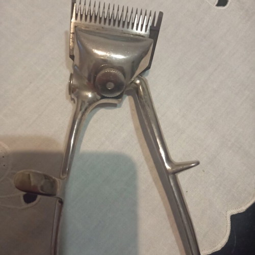 Vintage hair clipper like new, manual, 1960s with box