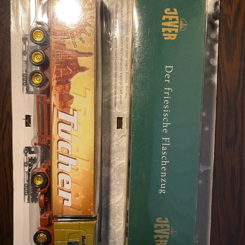 Collector toy trucks new, lot of 2 pcs