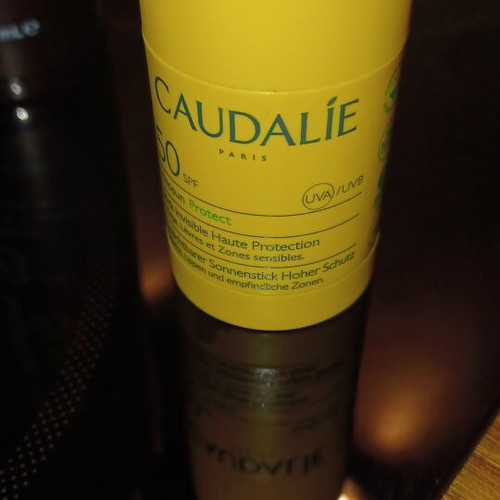 Luxurious Suncare SPF 6 oil and stick