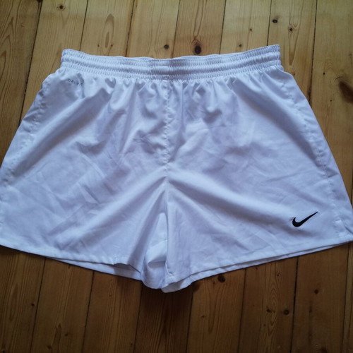 Nike Dri-FIT women's white sports shorts XL