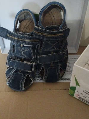 Crocodilino girls' sandals size 29 used, blue