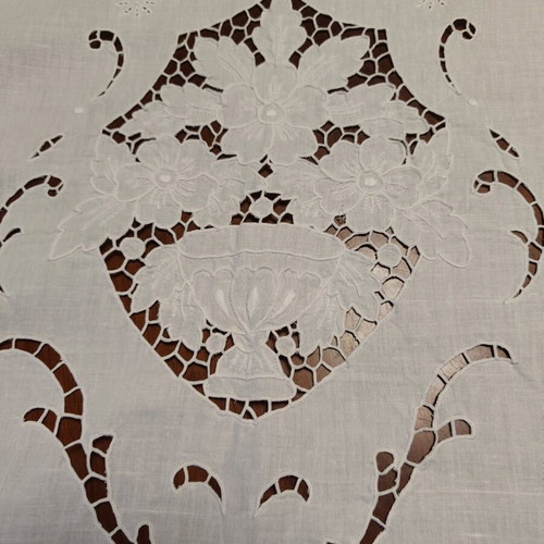 Handmade cutwork curtain like new 190x290
