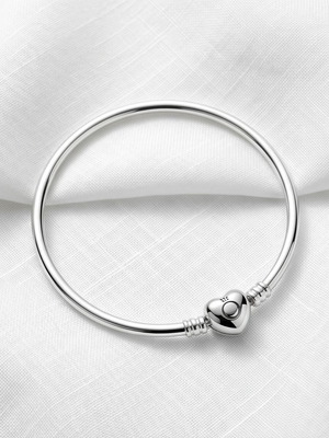 Pandora Moments Bracelet S925 ALE Heart Clasp 18 cm New Silver