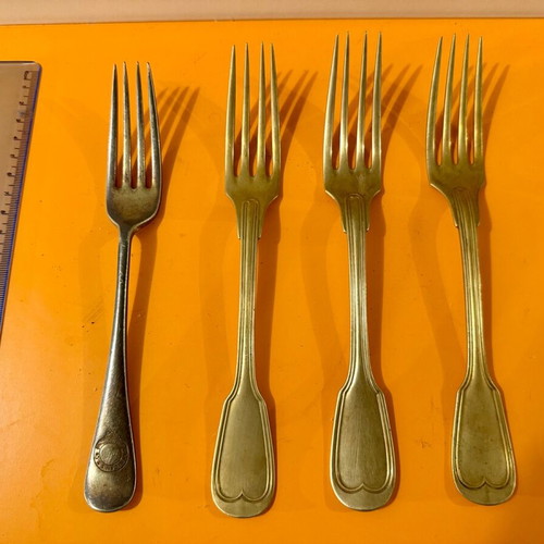 Silver cutlery used, collection of 5 knives, 3 gilded, 1 fork, 2 spoons
