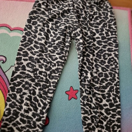 Baby leopard print leggings for girl 12-18 months used