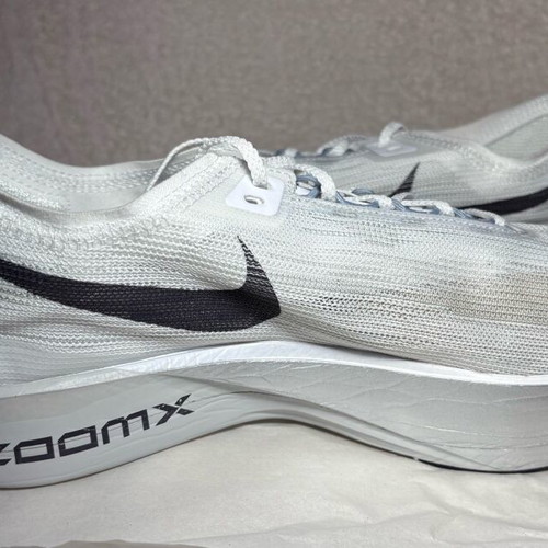 Nike ZoomX Streakfly 2 athletic shoes new, white and grey, size 46