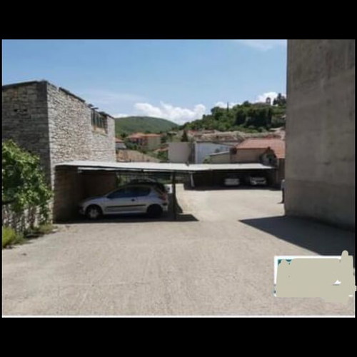 Shops 40 sqm renovated on 700 sqm plot in Thermo