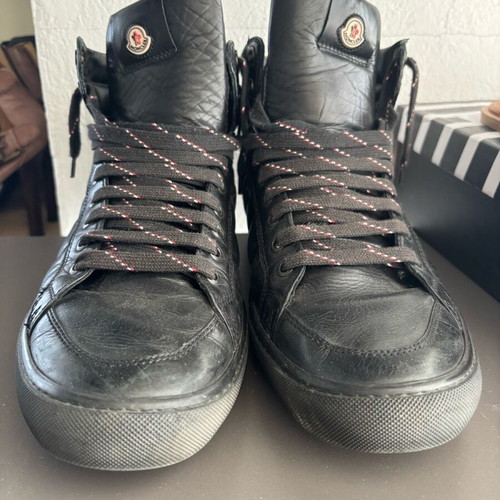 Moncler leather boots size 43 like new, black