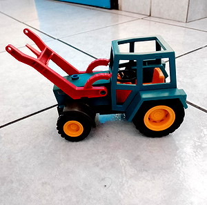 Playmobil τρακτέρ με ελλείψεις