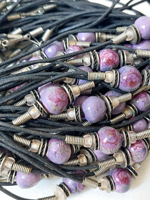 Boho κολιέ πακέτο 50 με μωβ floral κεραμικές χάντρες καινούργια
