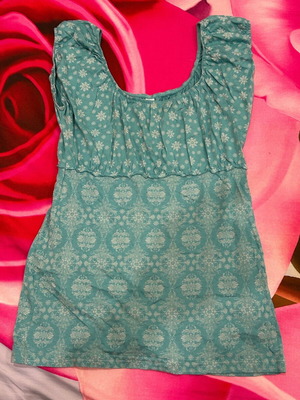 Vero Moda turquoise t-shirt like new, size S