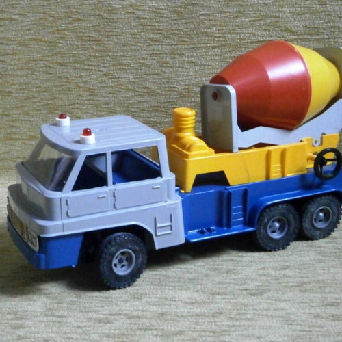 Lyra Mixer Truck No 110 B/O R/C vintage battery toy