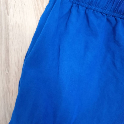 H&M linen shorts size M, blue