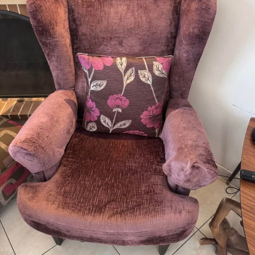 Handmade armchair with velvet upholstery, like new