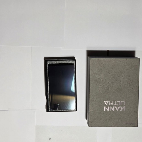 Astell Kern Kann Ultra MP3 player like new with original leather case