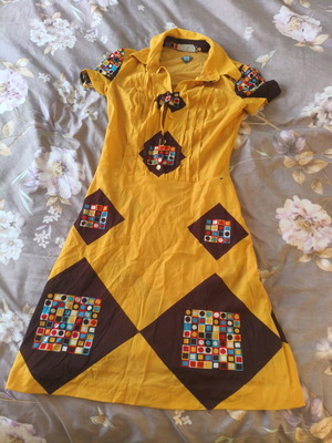 Vintage mod dress like new, geometric print, size S, yellow