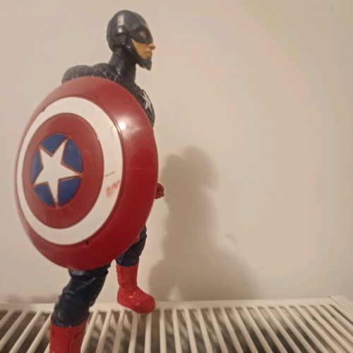 Captain America figure used 20cm