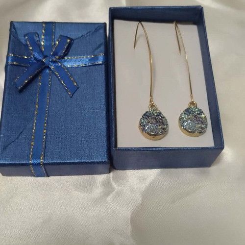 Dangling earrings new with blue petrol glitter