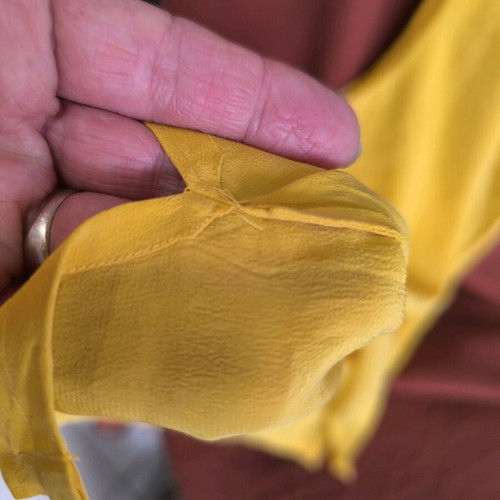 Silk top yellow size M like new