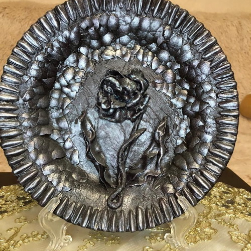 Decorative plate Roza new with gift stand