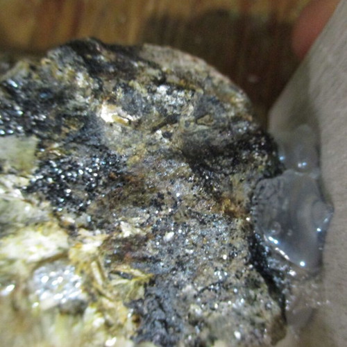 Muscovite Magnetite mineral new, rare Greek Milos