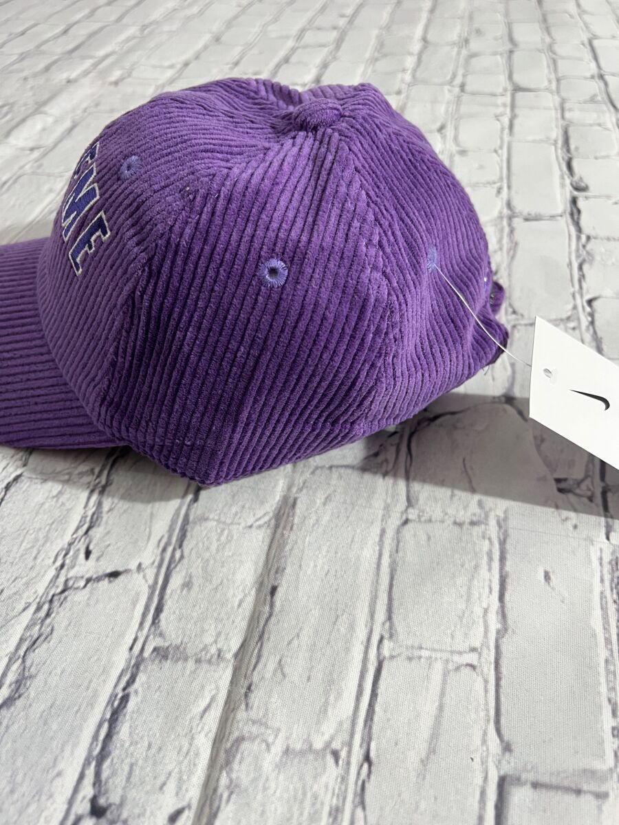 Nike x Supreme cap new, purple - € 33,00 - Vendora.cy