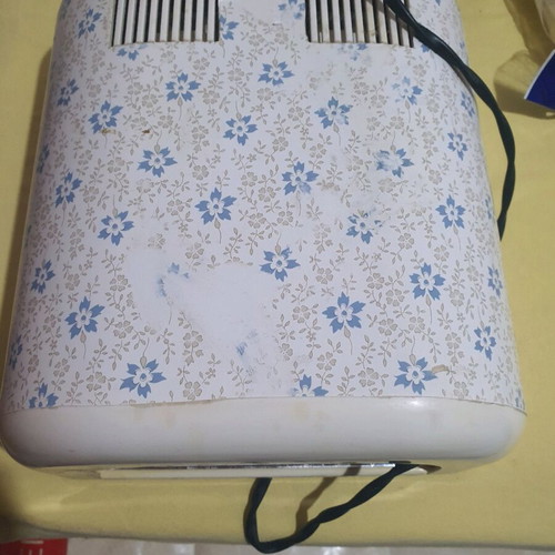 UV lamp nail dryer used