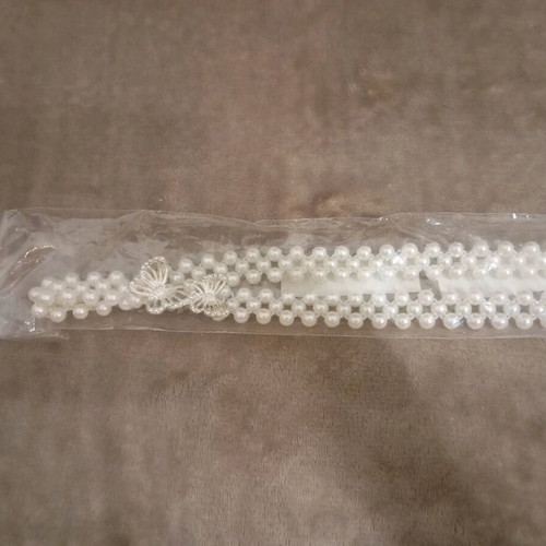 Elastic belt with pearls and metal butterflies, new, adjustable, white