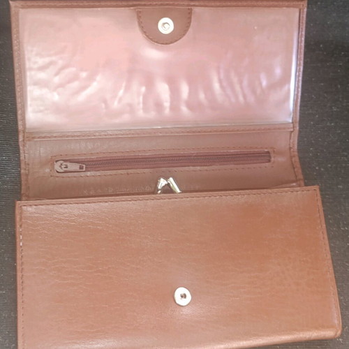 Leather women's wallet like new, brown, 18cm