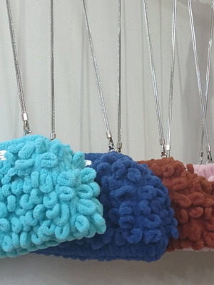 Handmade Puffy Shoulder Bag 20cm with Metal Frame