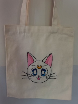 Handmade shoulder bag with Sailor Moon Artemis embroidery, new, beige