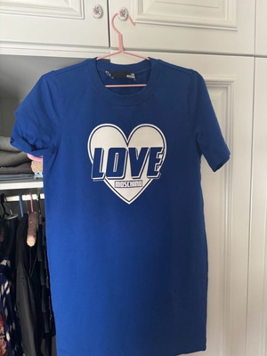 Moschino mako dress like new, size M