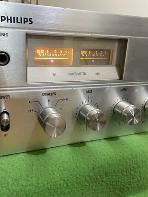 Philips Sound Project A8000 amplifier used, 2x60 watt, 2 phono