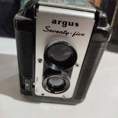 Argus Seventy-Five vintage camera used, probably not working