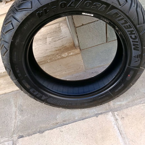 Tire 150/70/14 City Grip Michelin used