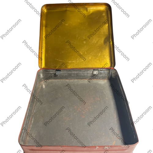 Metal box Iris chocolates used