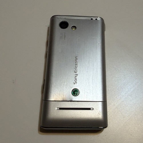 Sony Ericsson T715 phone not working for parts, used