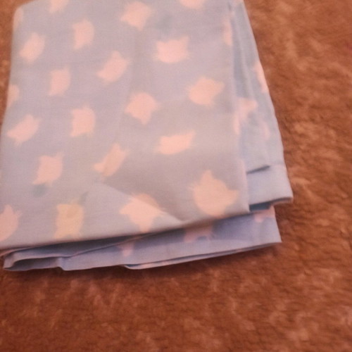 Baby diaper like new, 1.16x65 cm with white cats and blue background