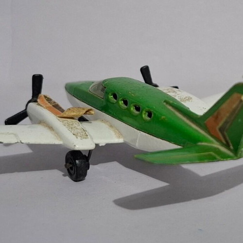 Matchbox Sky-Busters Diecast SB-9 Cessna 402 Jet Airplane used