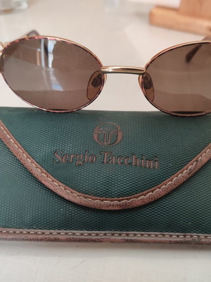 Sergio Tacchini women's sunglasses like new with bonus Byblos pair