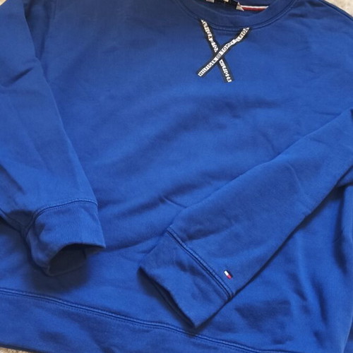 Tommy Hilfiger blue sweatshirt used