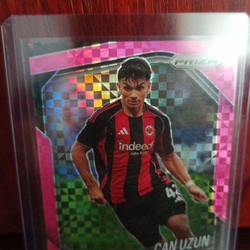 Can Uzun Pink Power Base Panini Prizm FIFA 2025-26 card like new