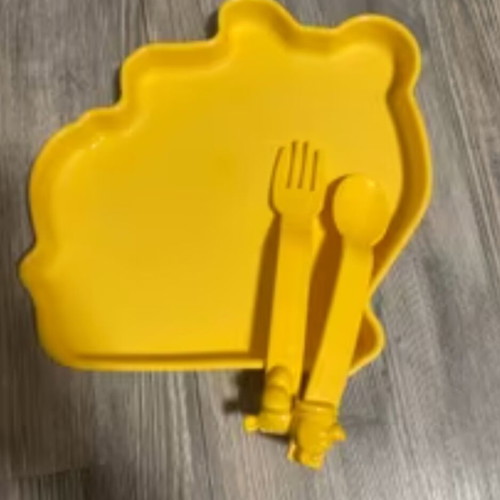 Winnie the Pooh Plate and Cutlery Set new, Tupperware