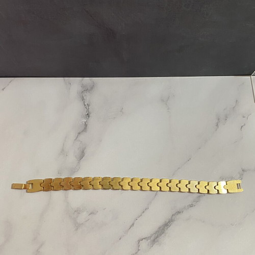 Bracelet in gold and silver colors like new