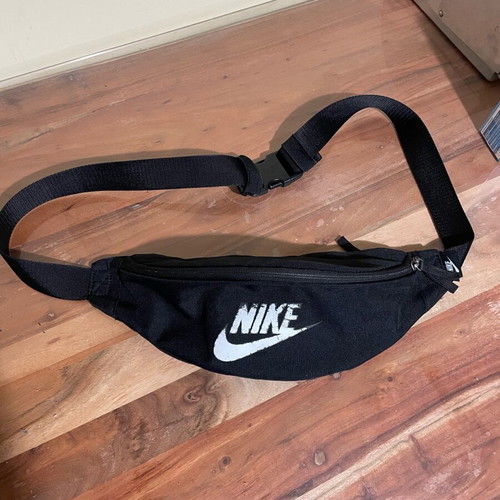 Nike waist bag used, black with adjustable strap