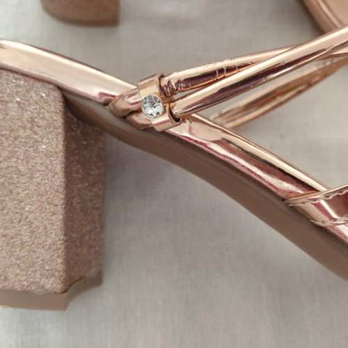 Zapatos block heel sandals like new, rose gold size 42