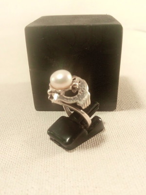 Ασημένιο χειροποίητο δακτυλίδι με δελφίνια και μαργατάρι, κατόπιν παραγγελίας