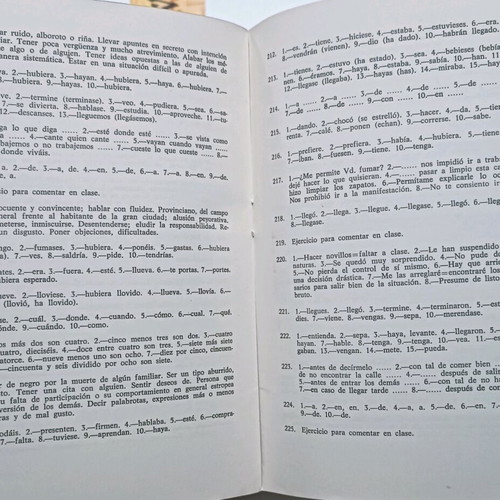 Curso intensivo de español used Spanish language learning book