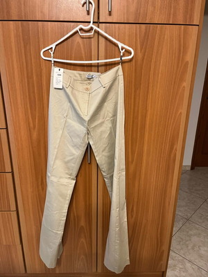 Mara’scollection Beige Pants New Size M